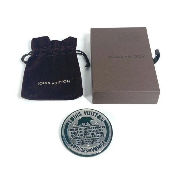 LOUIS VUITTON Not for sale Novelty logo Accessories Brooch - Picture 8 of 8
